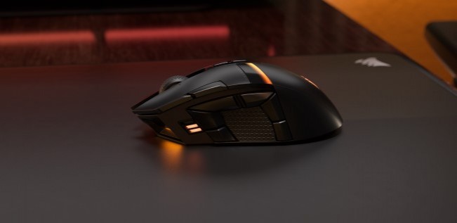 Corsair Darkstar Wireless MOBA/MMO Gaming Mouse
